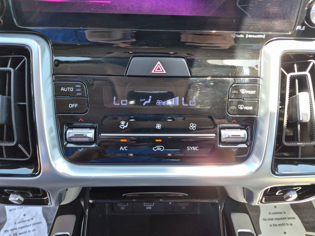 Used 2022 Kia Sorento SX AWD/4WD image 25