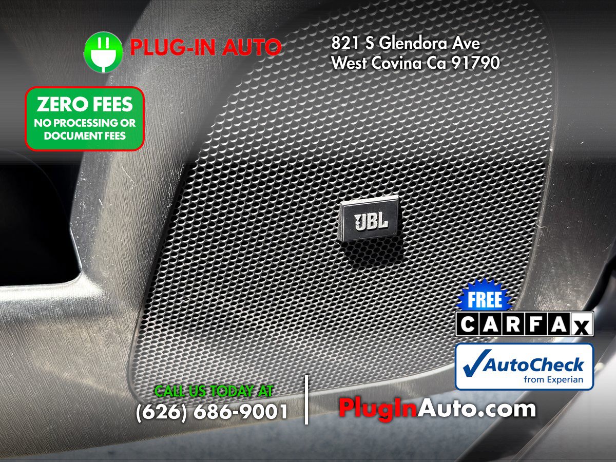 Used 2015 Toyota Prius Prime Advanced FWD image 12