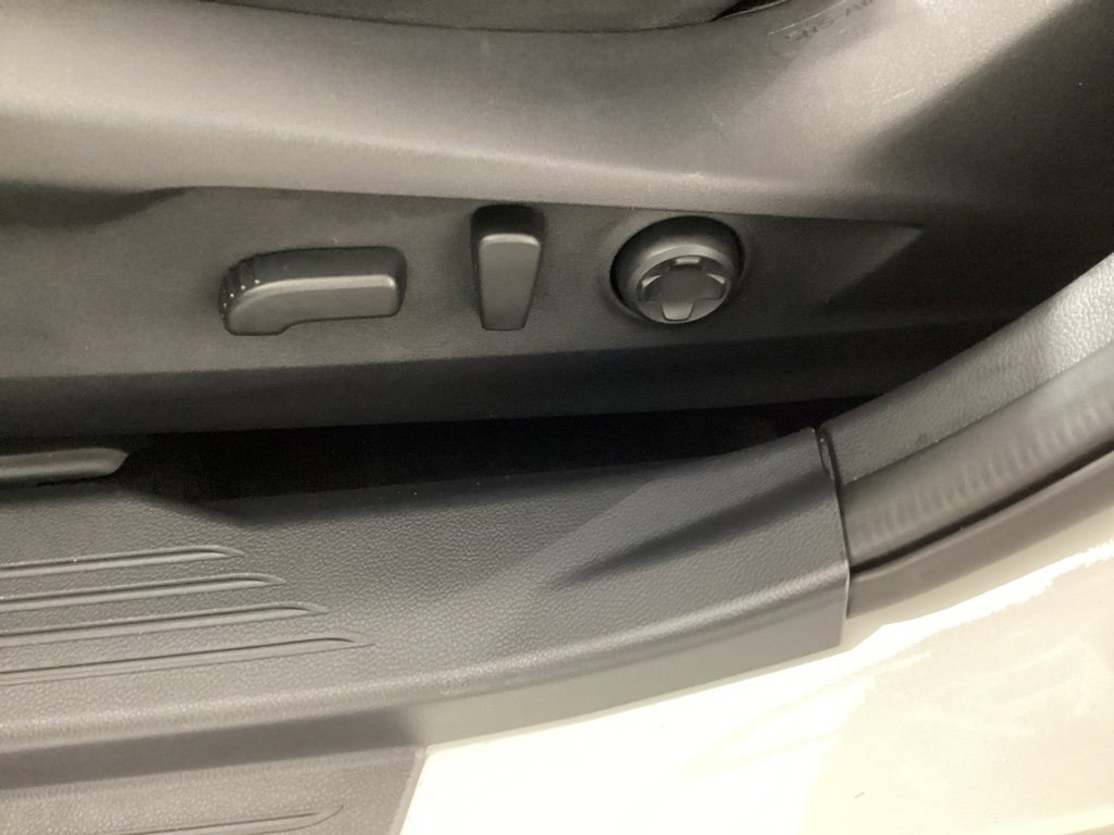 Used 2023 Subaru Outback Touring XT image 14