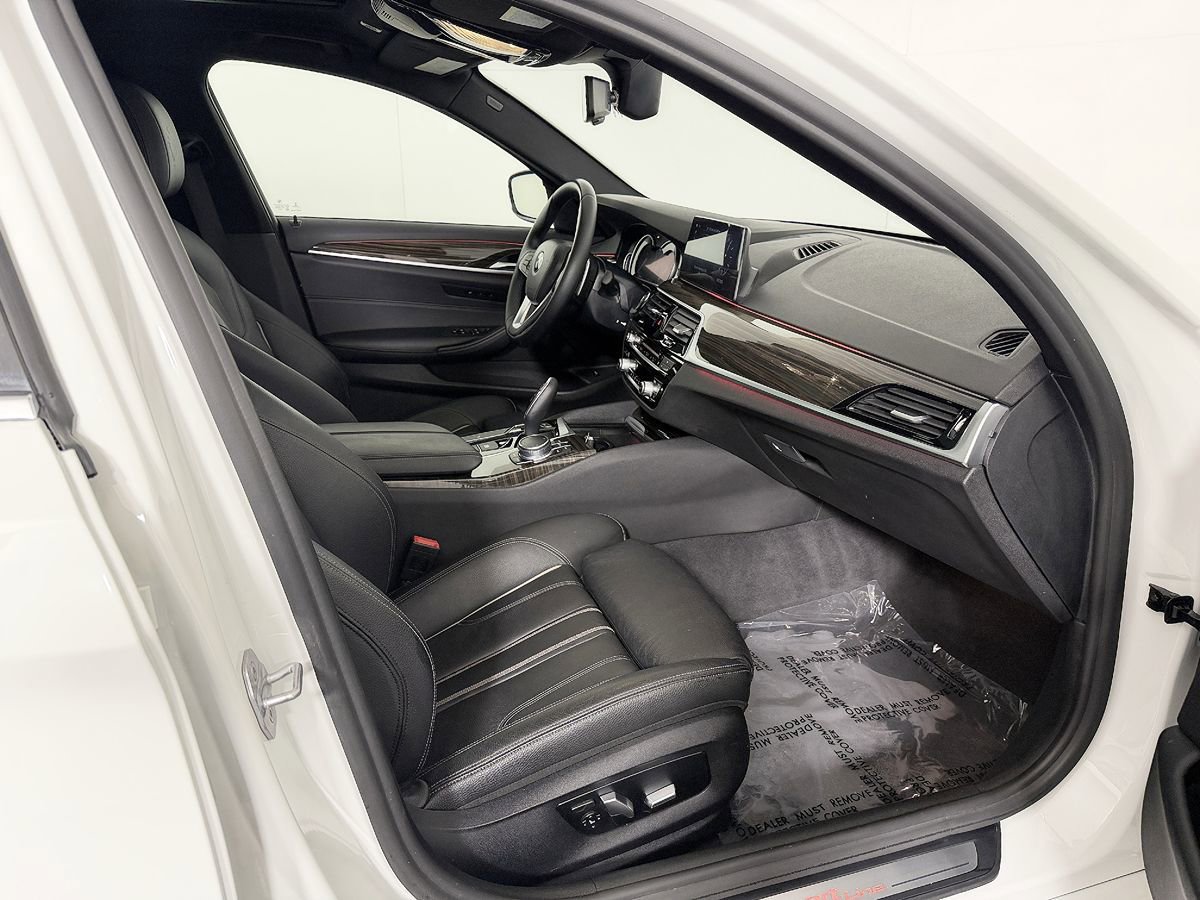 Used 2017 BMW 540i RWD image 47
