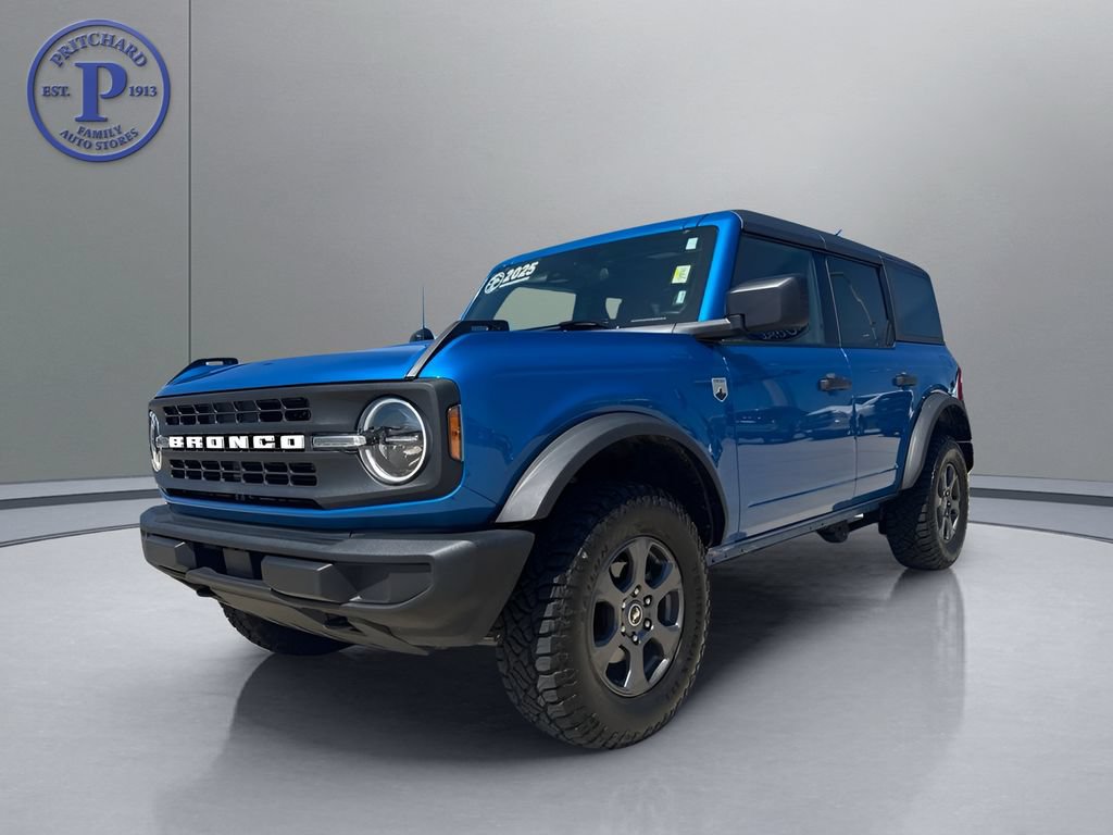 Used 2025 Ford Bronco Big Bend AWD/4WD image 3