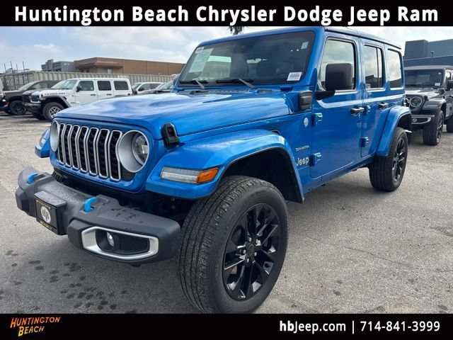 Used 2024 Jeep Wrangler Unlimited Sahara AWD/4WD image 1