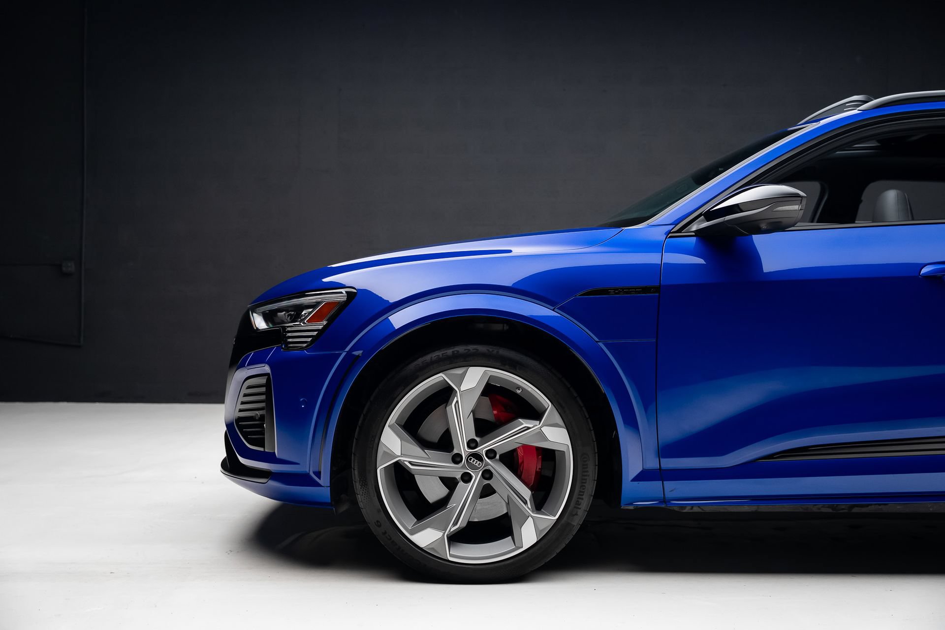 Used 2024 Audi SQ8 e-tron Premium Plus AWD/4WD image 19