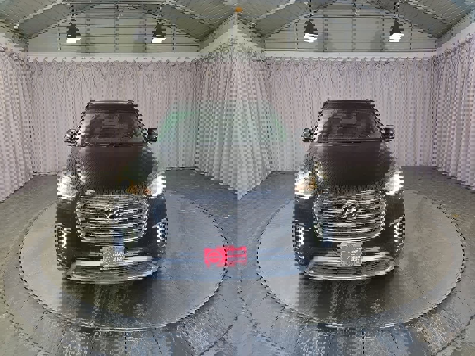 Used 2018 Hyundai Santa Fe SE image 4