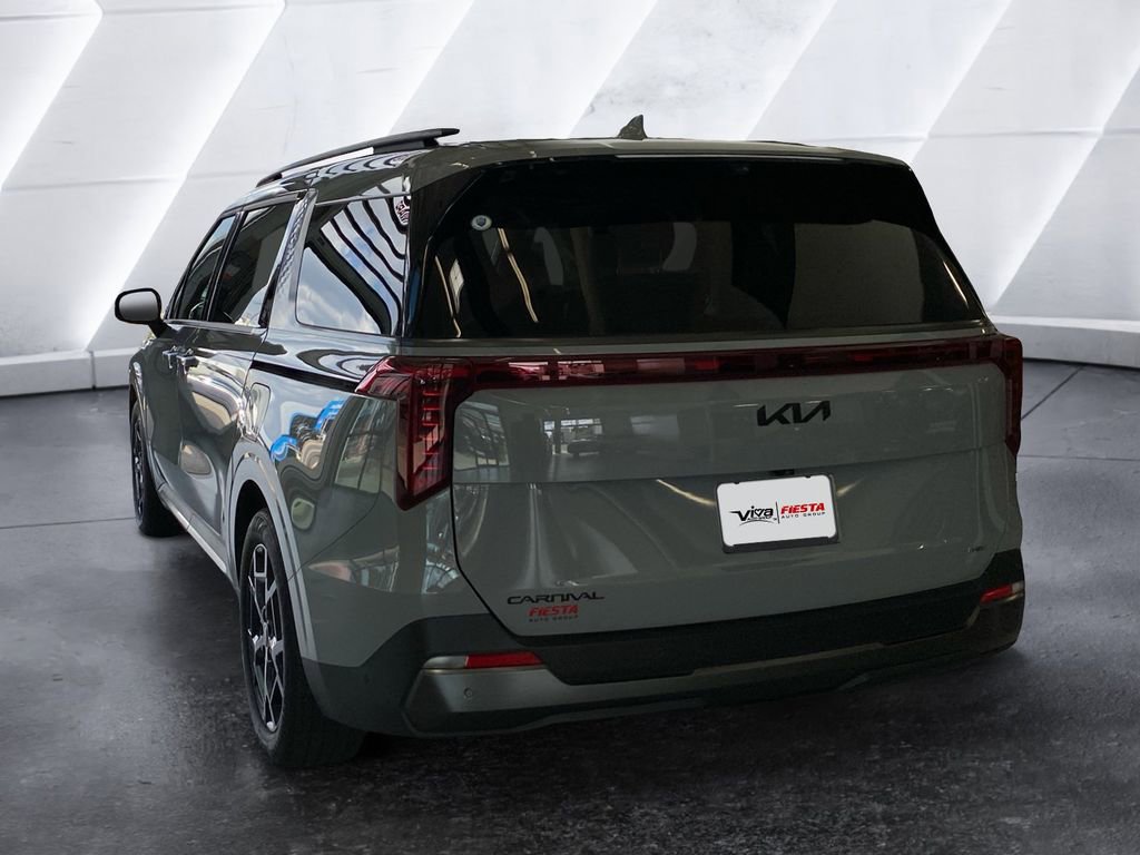 Used 2025 Kia Carnival SX Prestige image 5
