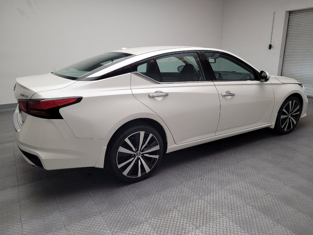 Used 2019 Nissan Altima 2.5 Platinum image 10