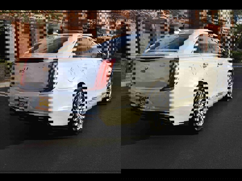 Used 2019 Cadillac XTS Luxury image 6