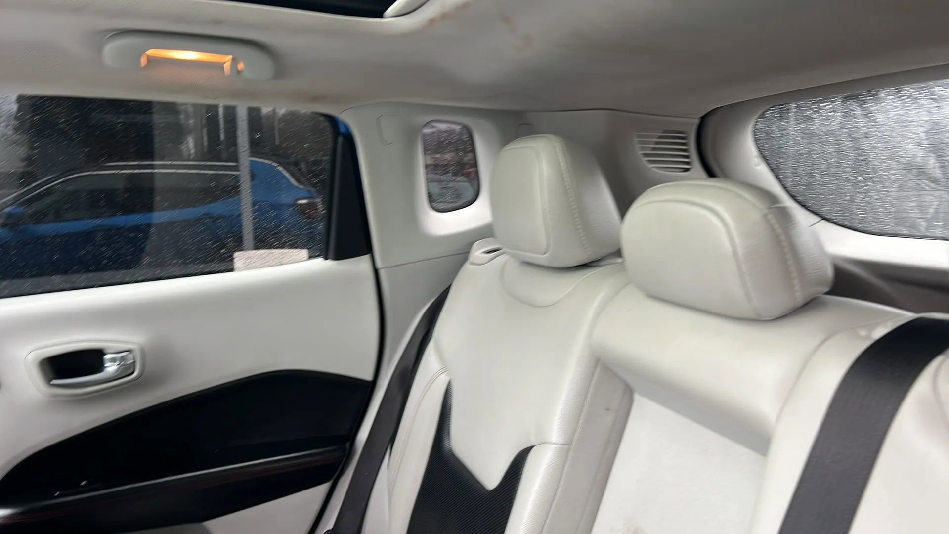 Used 2018 Jeep Compass Limited w/ Navigation Group image 33