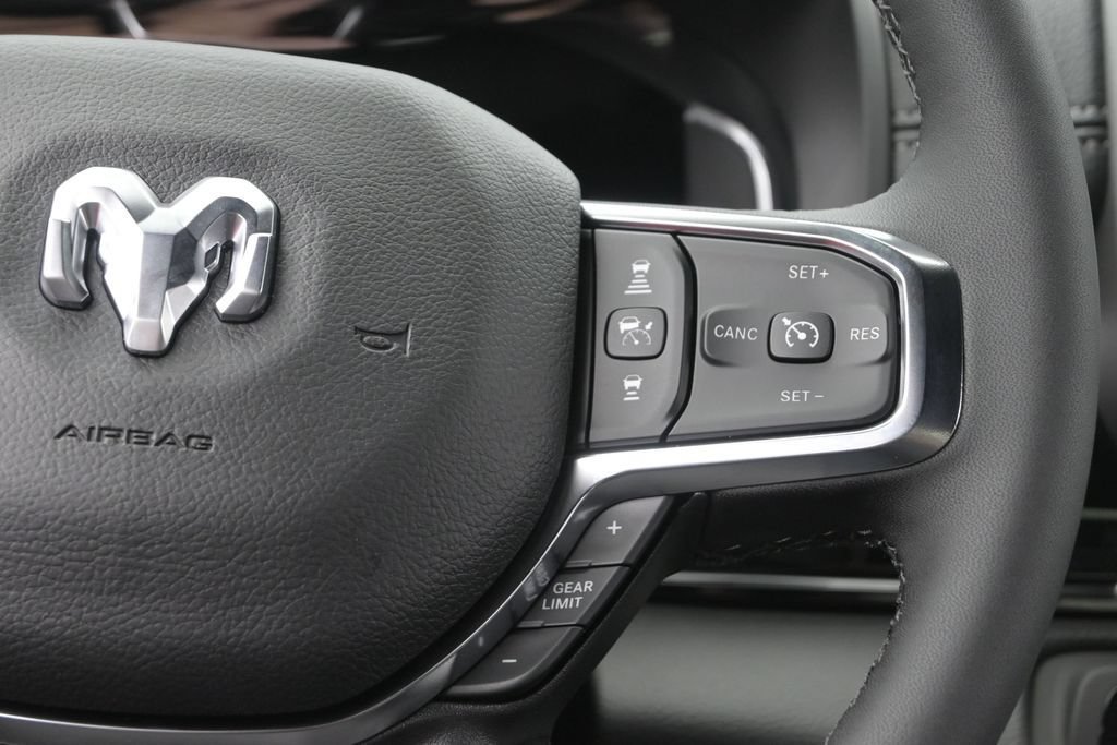 New 2026 RAM 1500 Laramie AWD/4WD image 29
