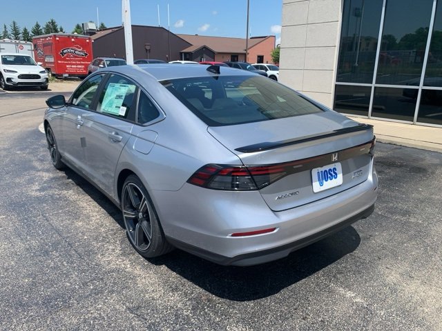 Certified 2025 Honda Accord Sport image 7