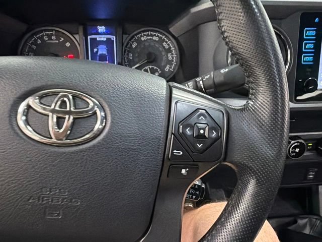 Certified 2017 Toyota Tacoma TRD Sport w/ Tow Package AWD/4WD image 22