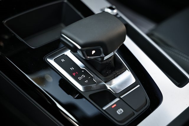 New 2025 Audi Q5 2.0T Premium image 40