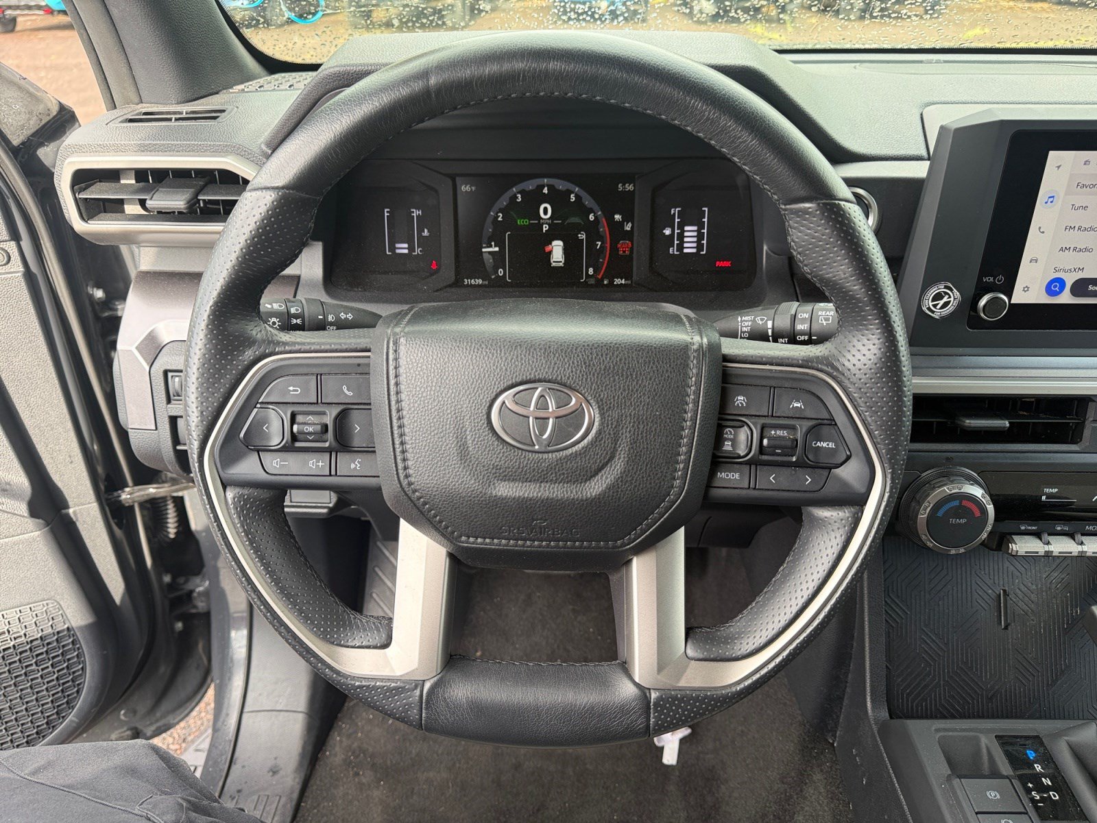 Used 2025 Toyota 4Runner SR5 AWD/4WD image 9