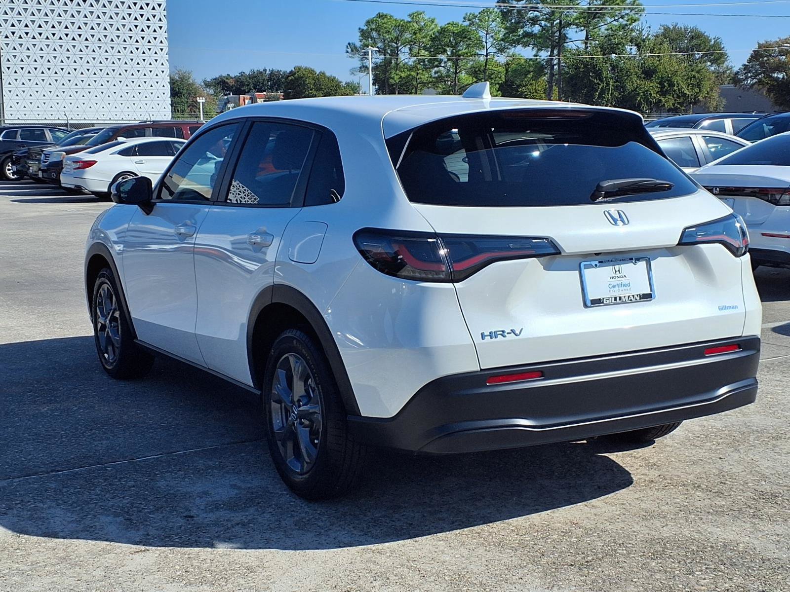 Certified 2027 Honda HR-V LX image 3