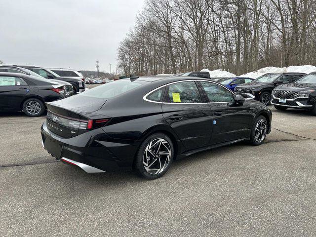New 2026 Hyundai Sonata SEL image 3