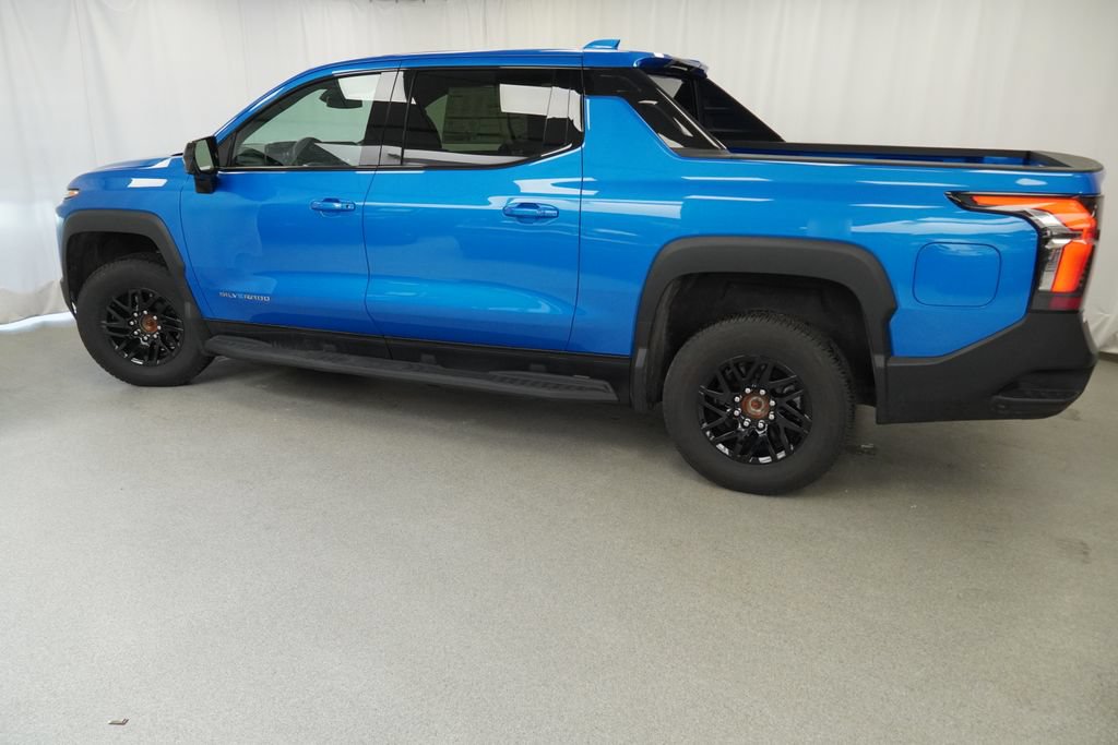 New 2026 Chevrolet Silverado EV LT AWD/4WD image 4