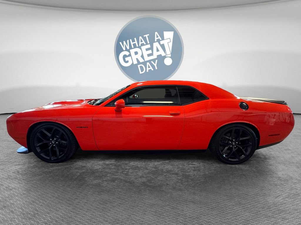 Used 2020 Dodge Challenger R/T w/ Blacktop Package RWD image 7