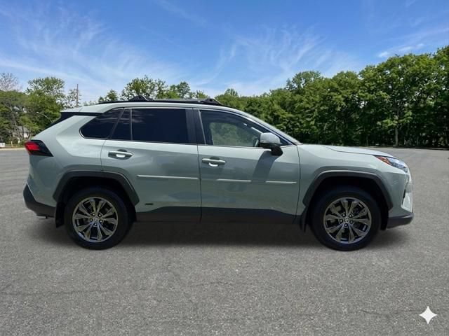 Used 2023 Toyota RAV4 XLE Premium AWD/4WD image 10