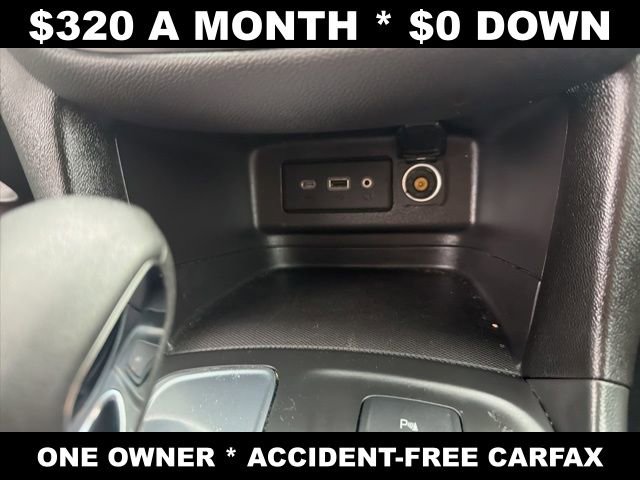 Used 2024 Chevrolet Equinox LT FWD image 22