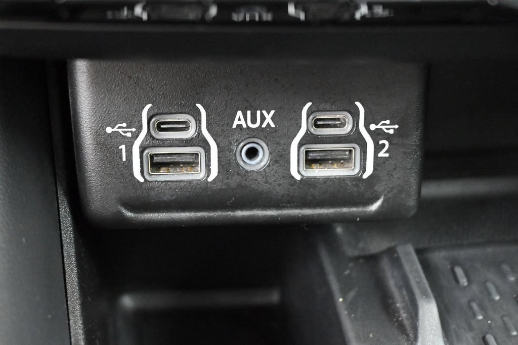 Used 2025 Dodge Durango GT AWD/4WD image 10