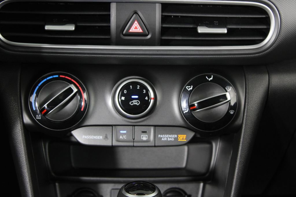 Used 2020 Hyundai Kona SEL w/ Cargo Package FWD image 20