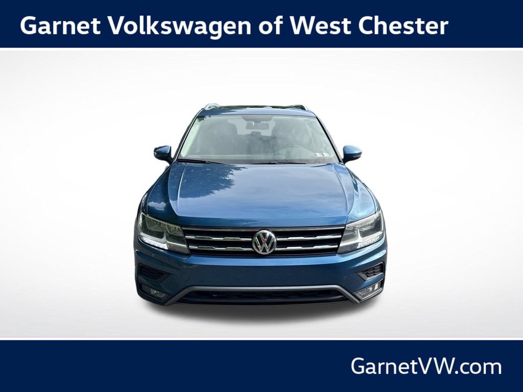 Used 2018 Volkswagen Tiguan SEL w/ 3rd Row Seat Package AWD/4WD image 8