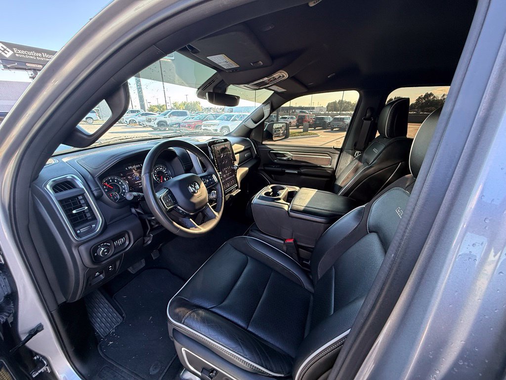 Used 2025 RAM 1500 Laramie AWD/4WD image 25