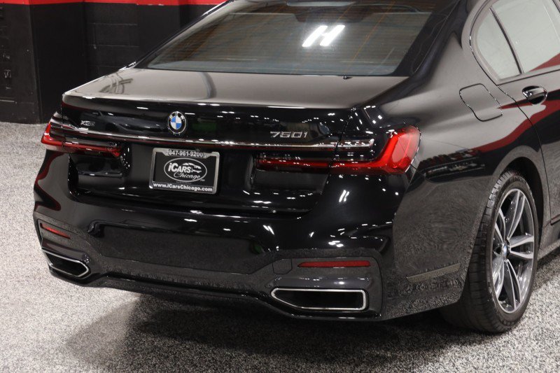 Used 2020 BMW 750i xDrive w/ Executive Package AWD/4WD image 30