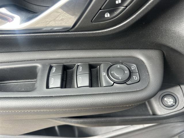 Used 2023 GMC Terrain SLE w/ Driver Convenience Package image 38