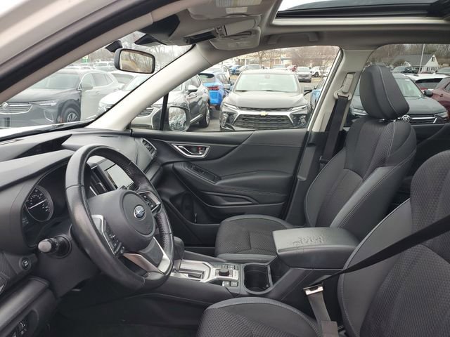 Used 2022 Subaru Forester Premium image 18