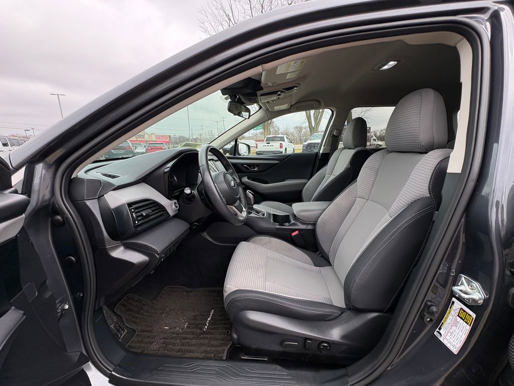 Used 2023 Subaru Outback Premium image 18