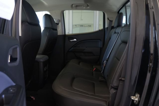 Used 2022 Chevrolet Colorado Z71 w/ Z71 Midnight Edition AWD/4WD image 30