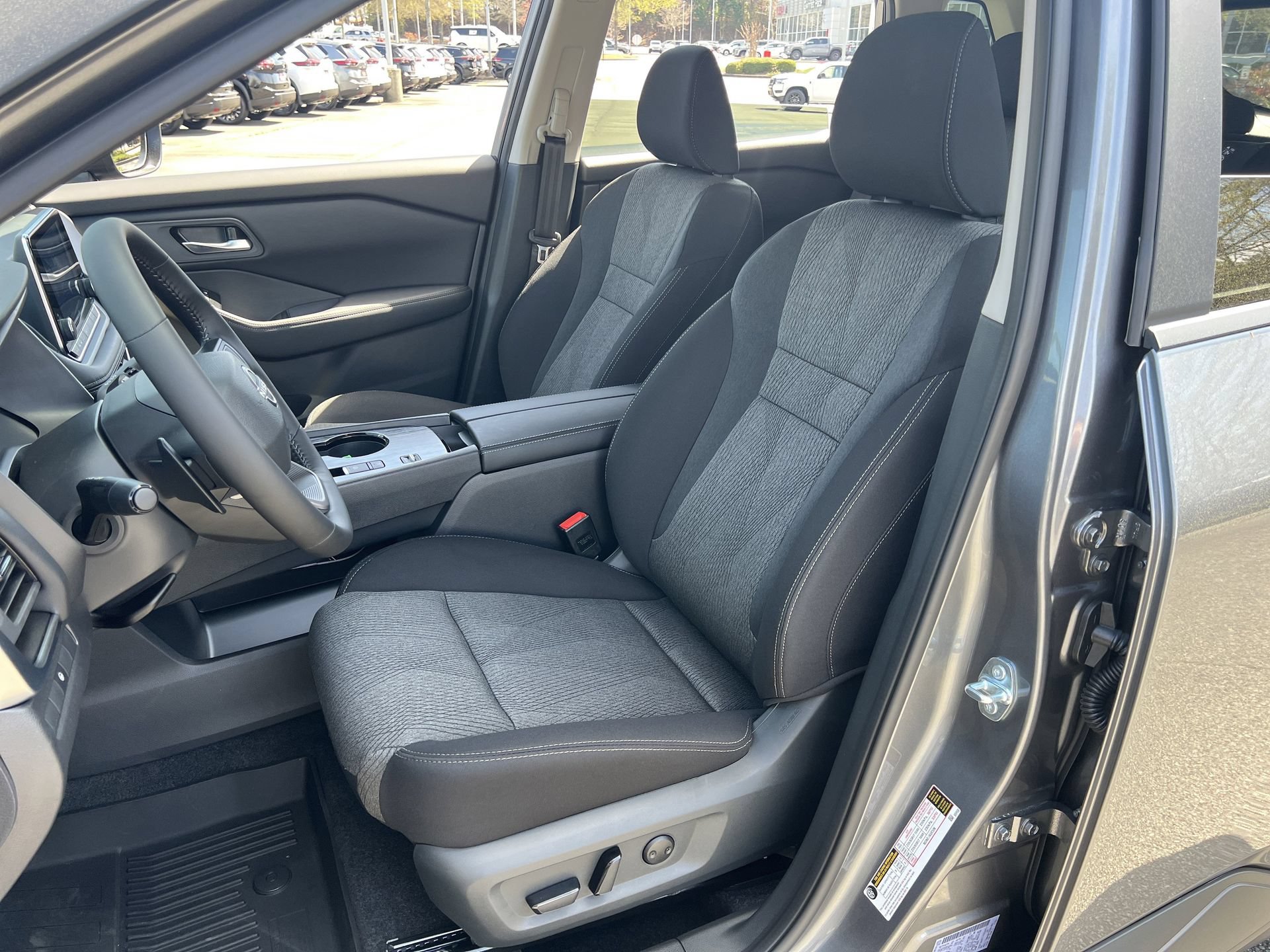 New 2026 Nissan Sentra SV w/ SV Convenience Package FWD image 14
