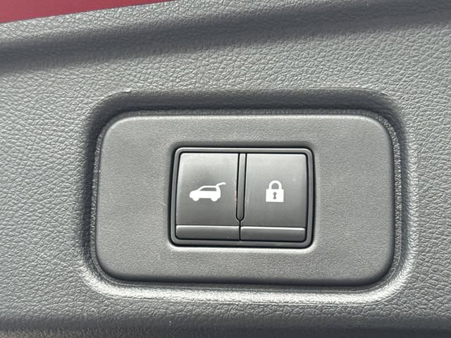 Certified 2023 Nissan Pathfinder SL w/ SL Premium Package FWD image 18