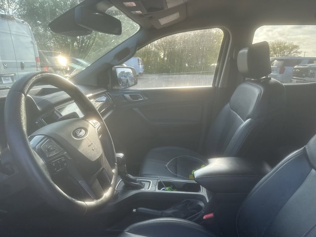 Used 2019 Ford Ranger Lariat w/ Black Appearance Package image 16