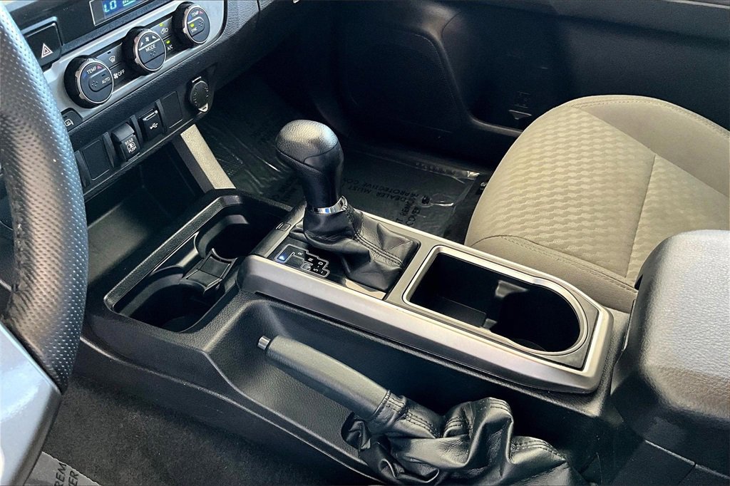 Used 2022 Toyota Tacoma SR5 image 19