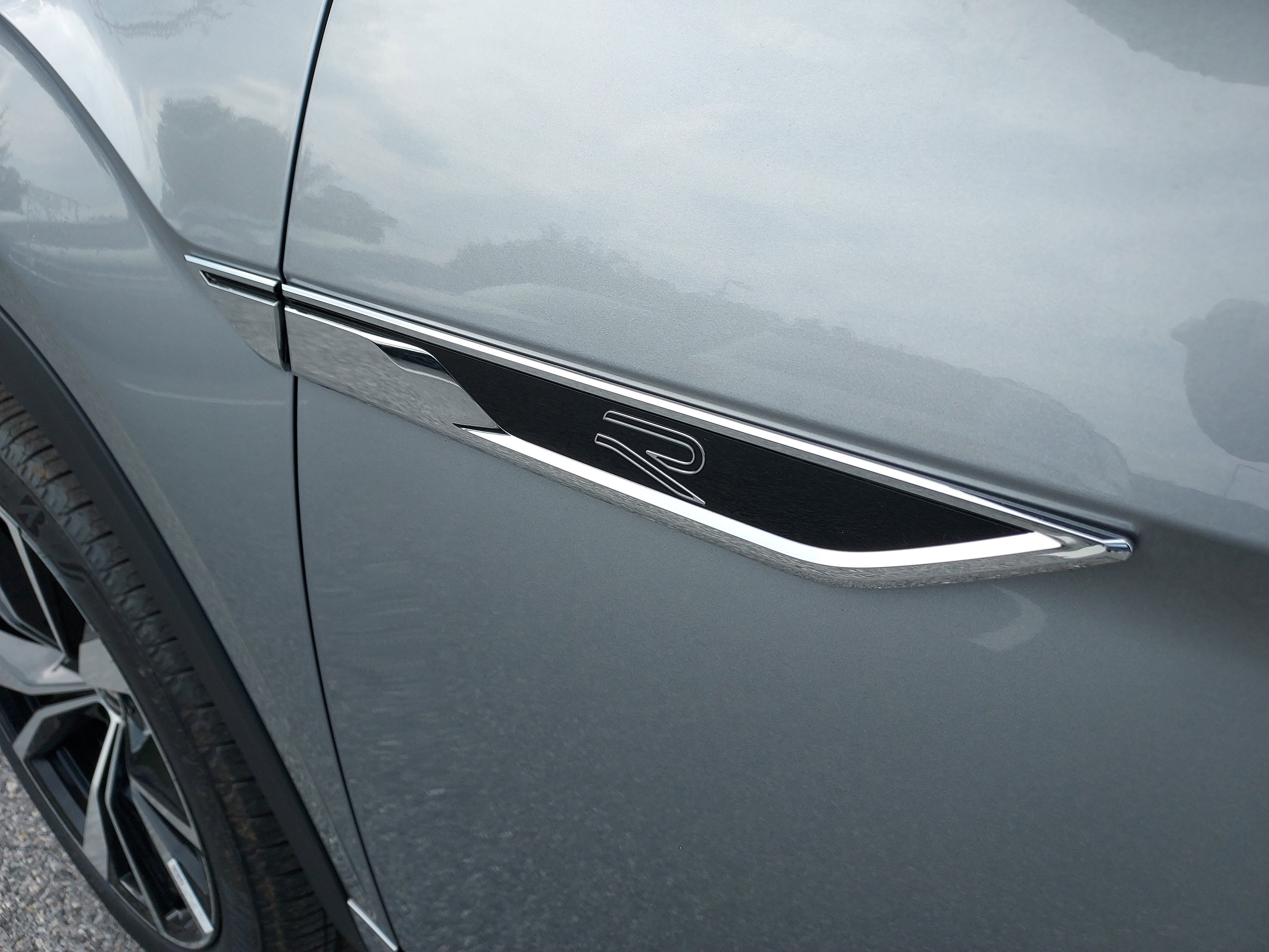 New 2026 Volkswagen Atlas SEL Premium R-Line image 28