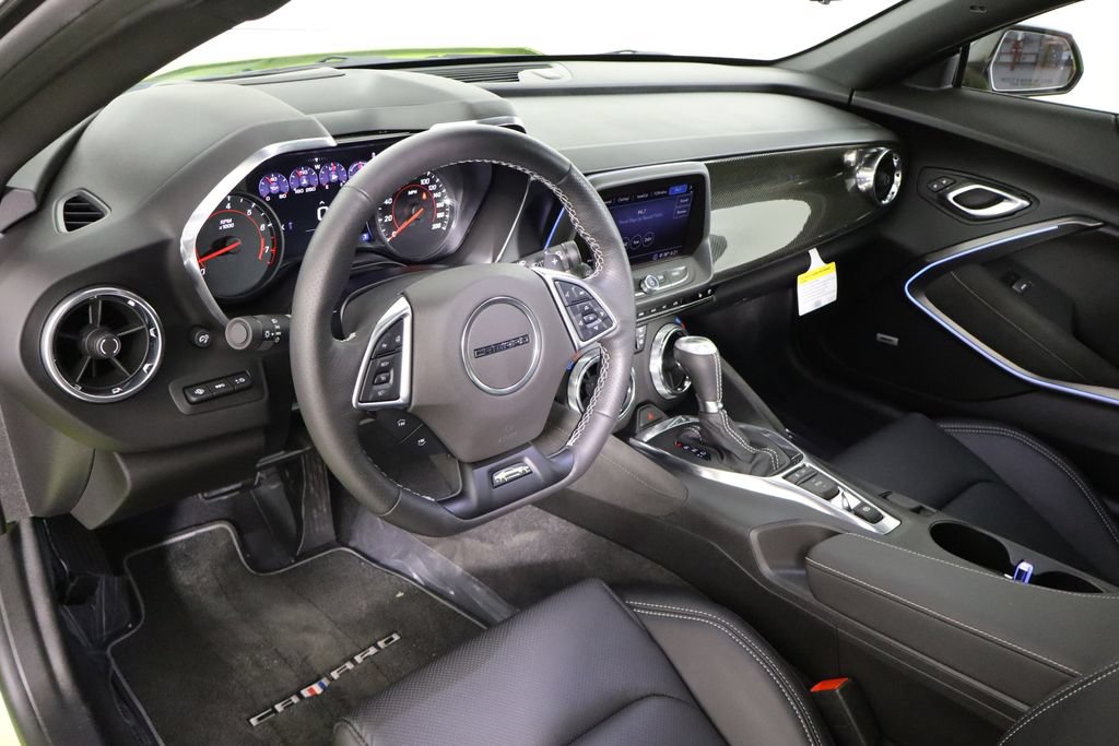 Used 2020 Chevrolet Camaro SS RWD image 29