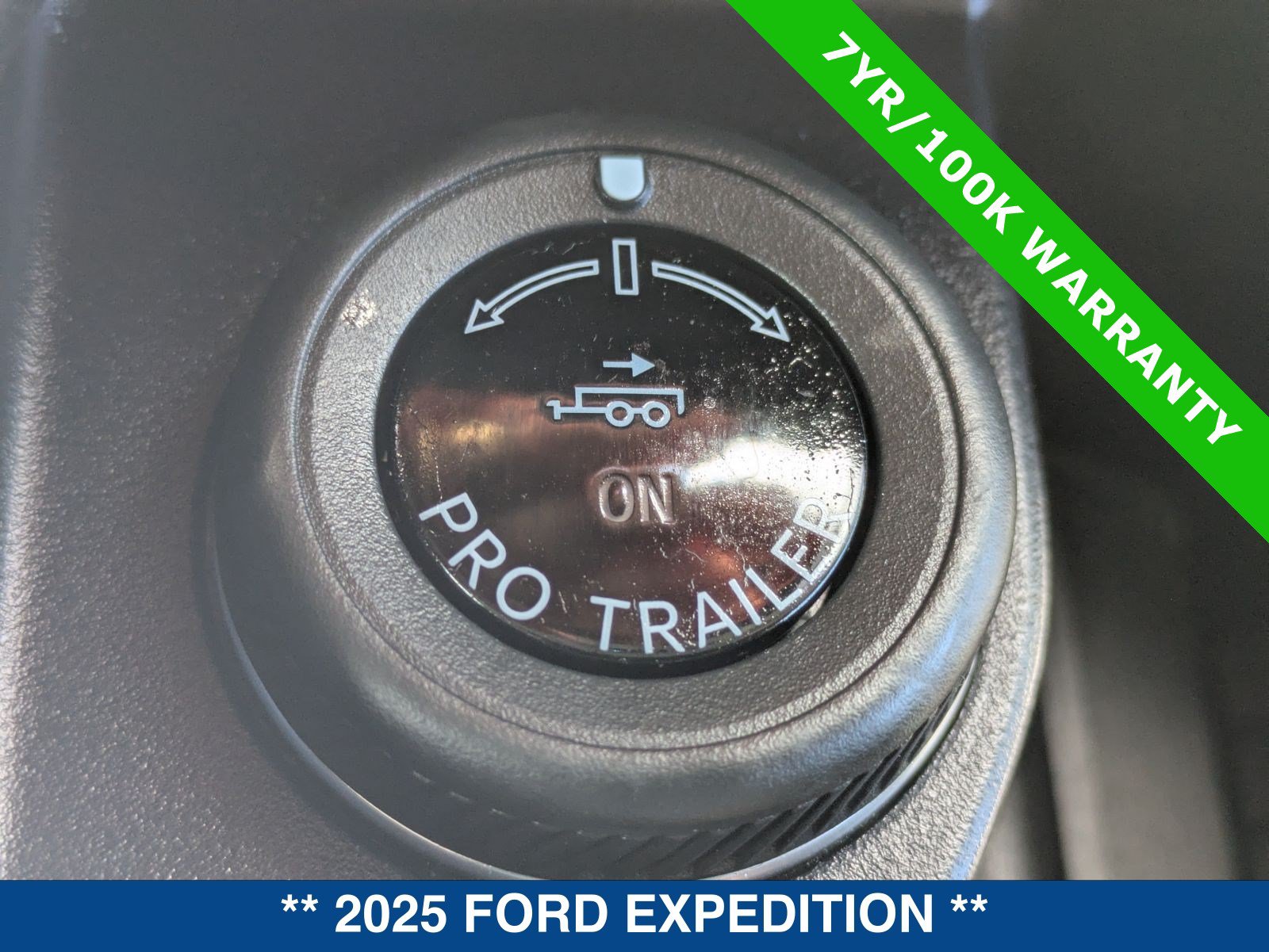 Certified 2025 Ford Expedition Active AWD/4WD image 39