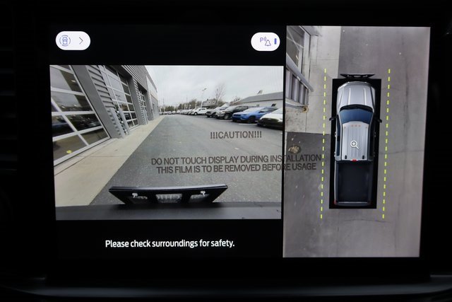 New 2026 Ford F250 Lariat w/ Black Appearance Package image 9