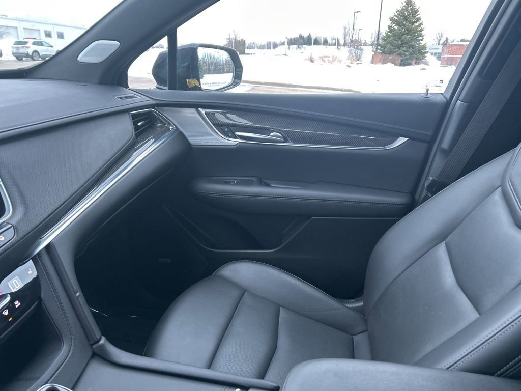 Used 2023 Cadillac XT5 Sportv image 27