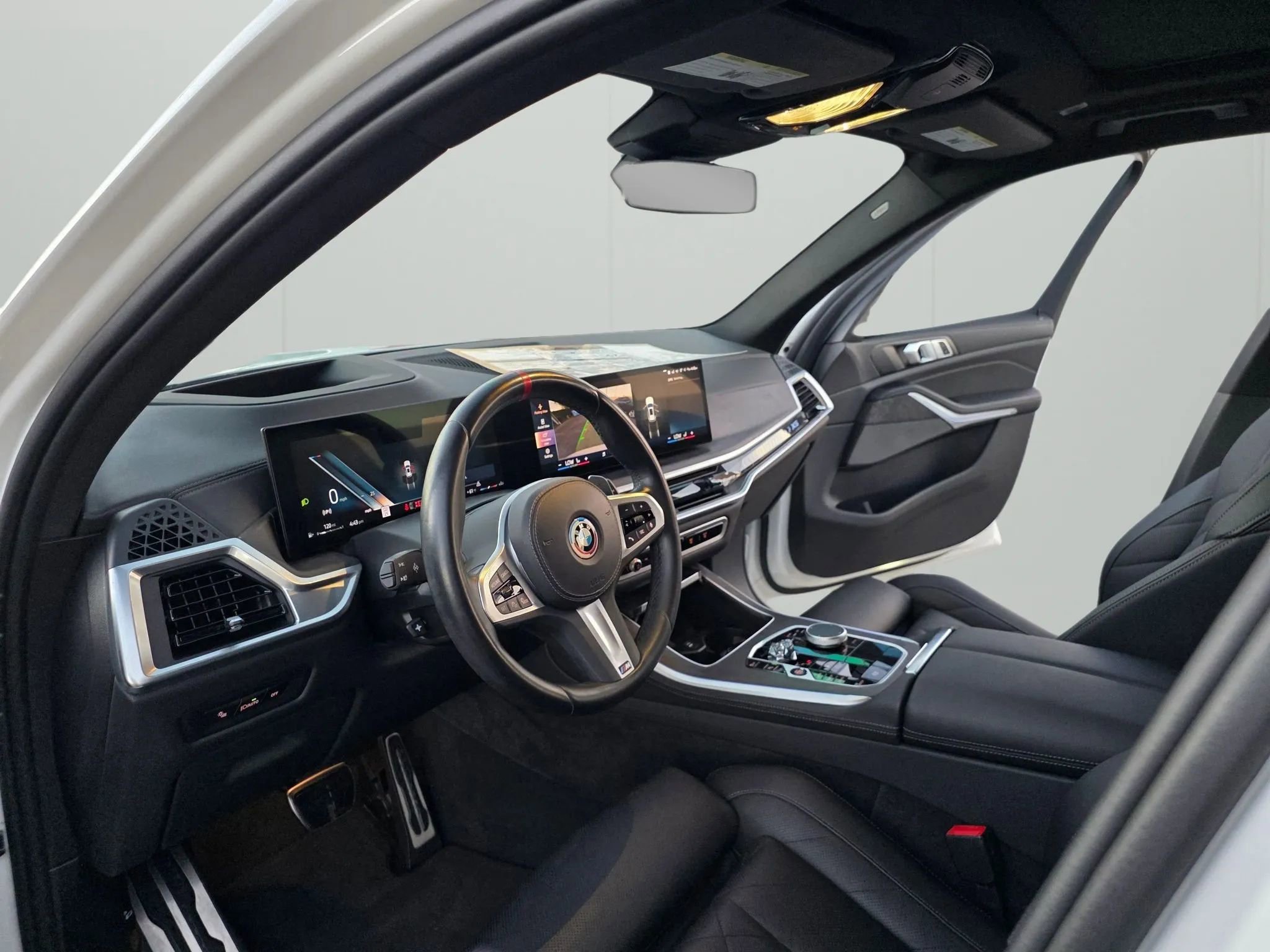 Used 2024 BMW X5 sDrive40i w/ M Sport Package image 37