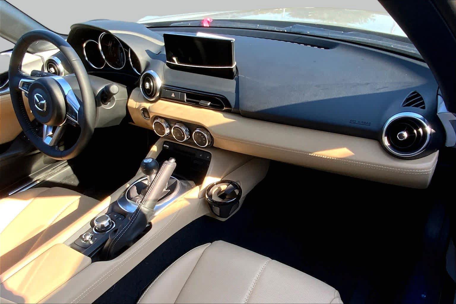 New 2026 MAZDA MX-5 Miata RF Grand Touring RWD image 5