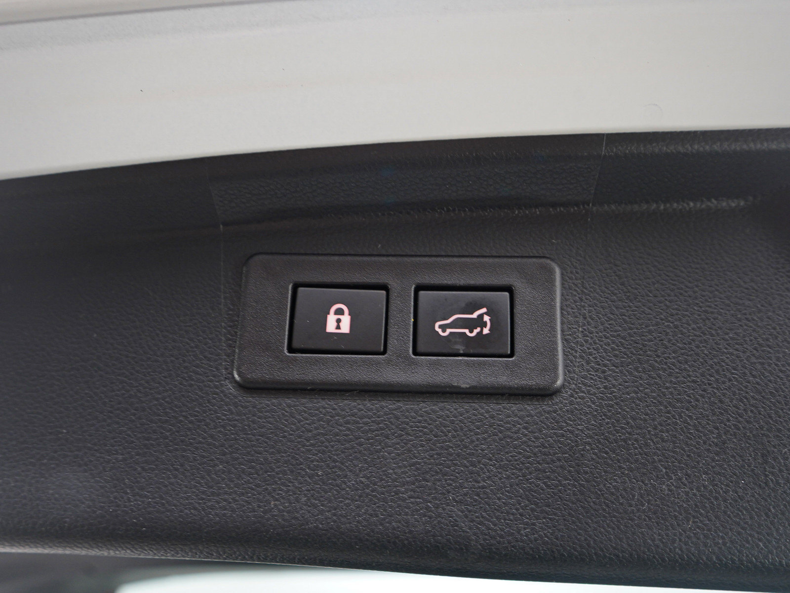 Used 2021 Subaru Outback Limited image 11