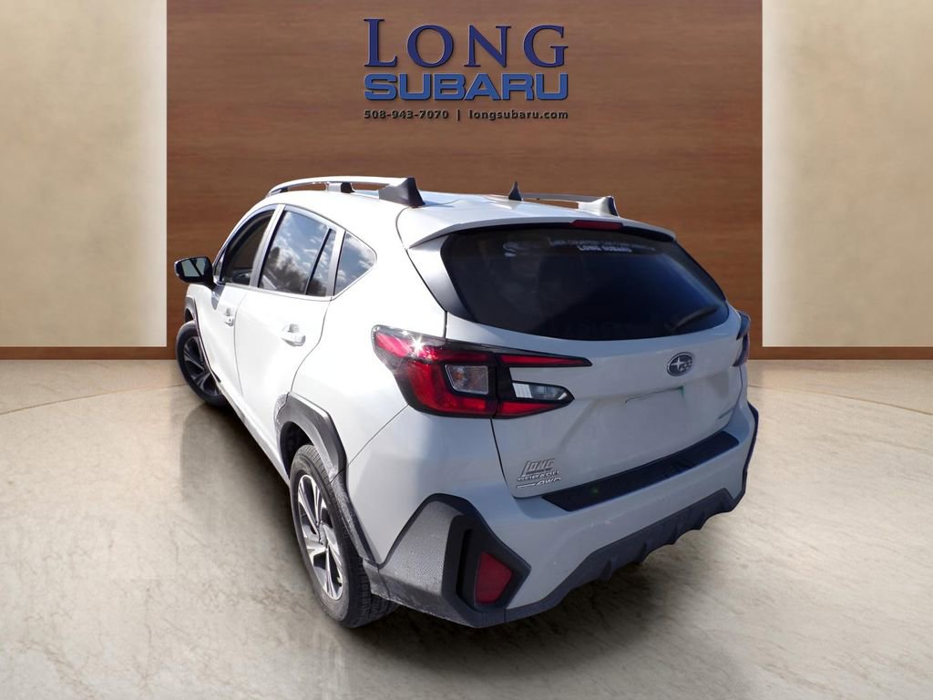 Used 2025 Subaru Crosstrek 2.0i Premium image 8