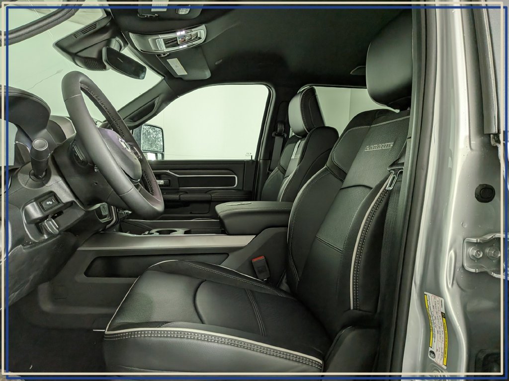 New 2026 RAM 2500 Laramie AWD/4WD image 15