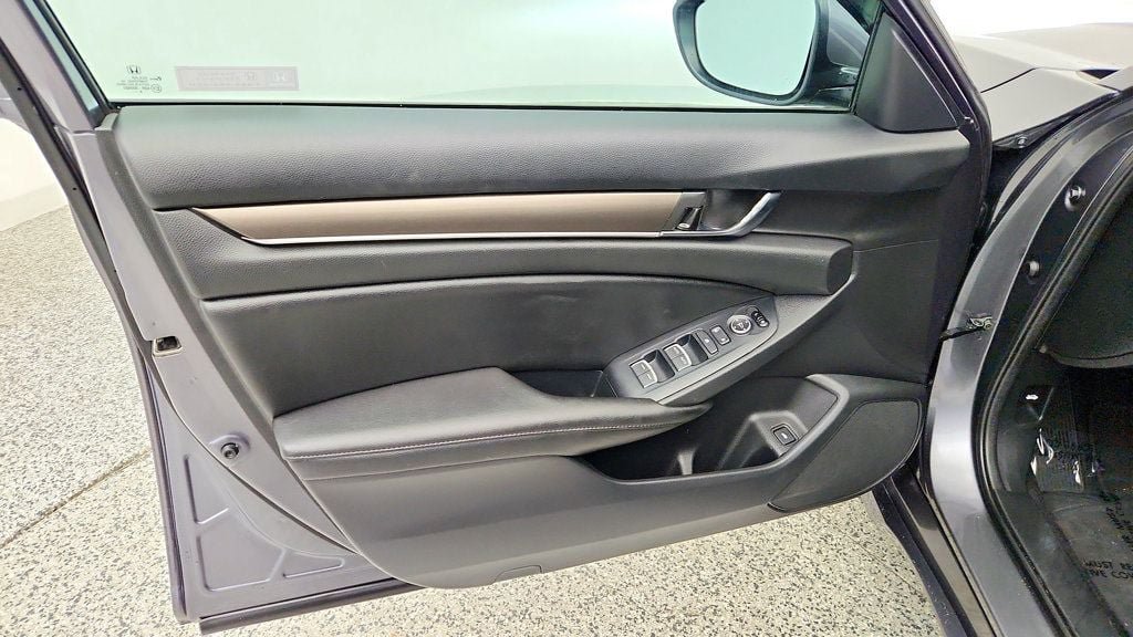Used 2021 Honda Accord LX image 10