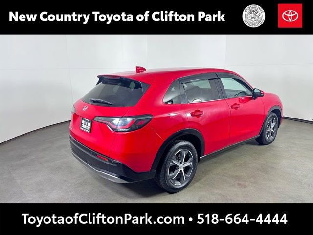 Used 2025 Honda HR-V EX-L image 3