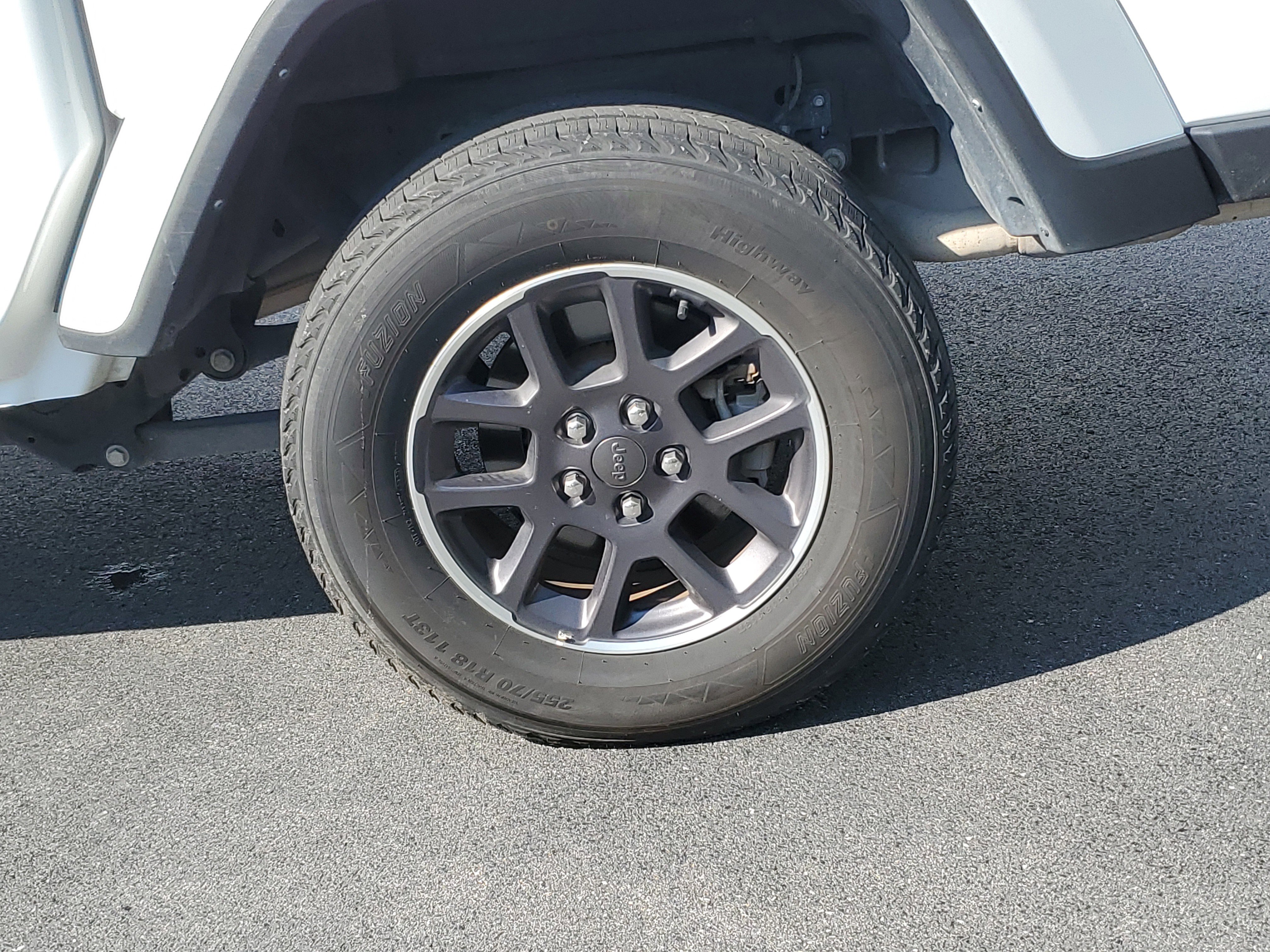 Certified 2023 Jeep Gladiator Overland image 9