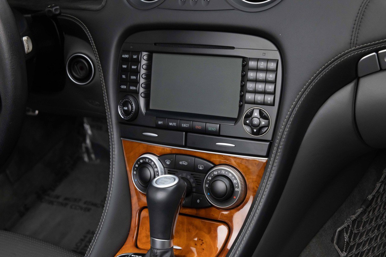 Used 2005 Mercedes-Benz SL 65 AMG image 26